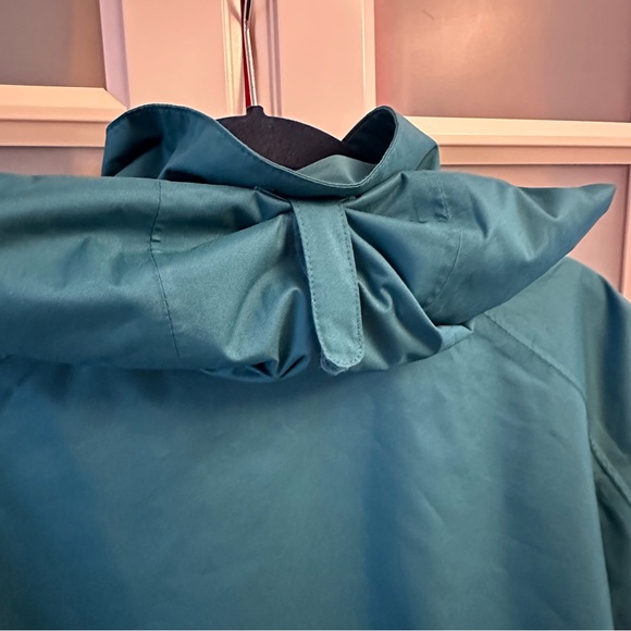 Waterproof Rain Jacket - Columbia Titanium Omni-Tech Women’s - XL - Like New - Picture 10 of 11